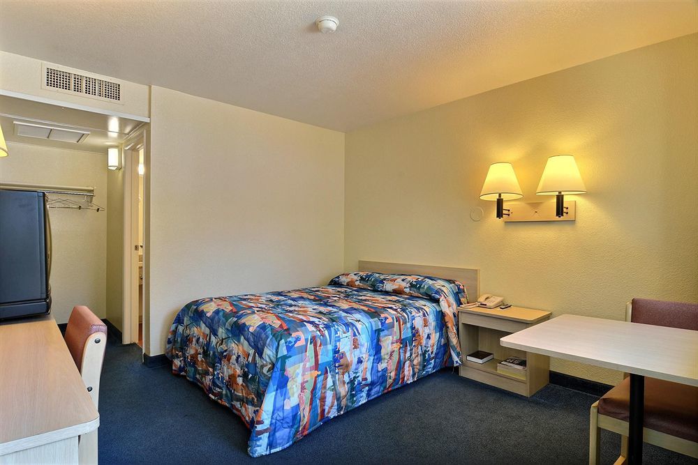 Motel 6-Issaquah, Wa - Seattle - East Exteriér fotografie