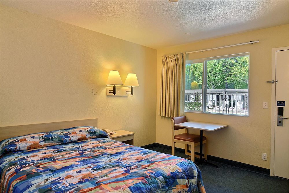 Motel 6-Issaquah, Wa - Seattle - East Exteriér fotografie