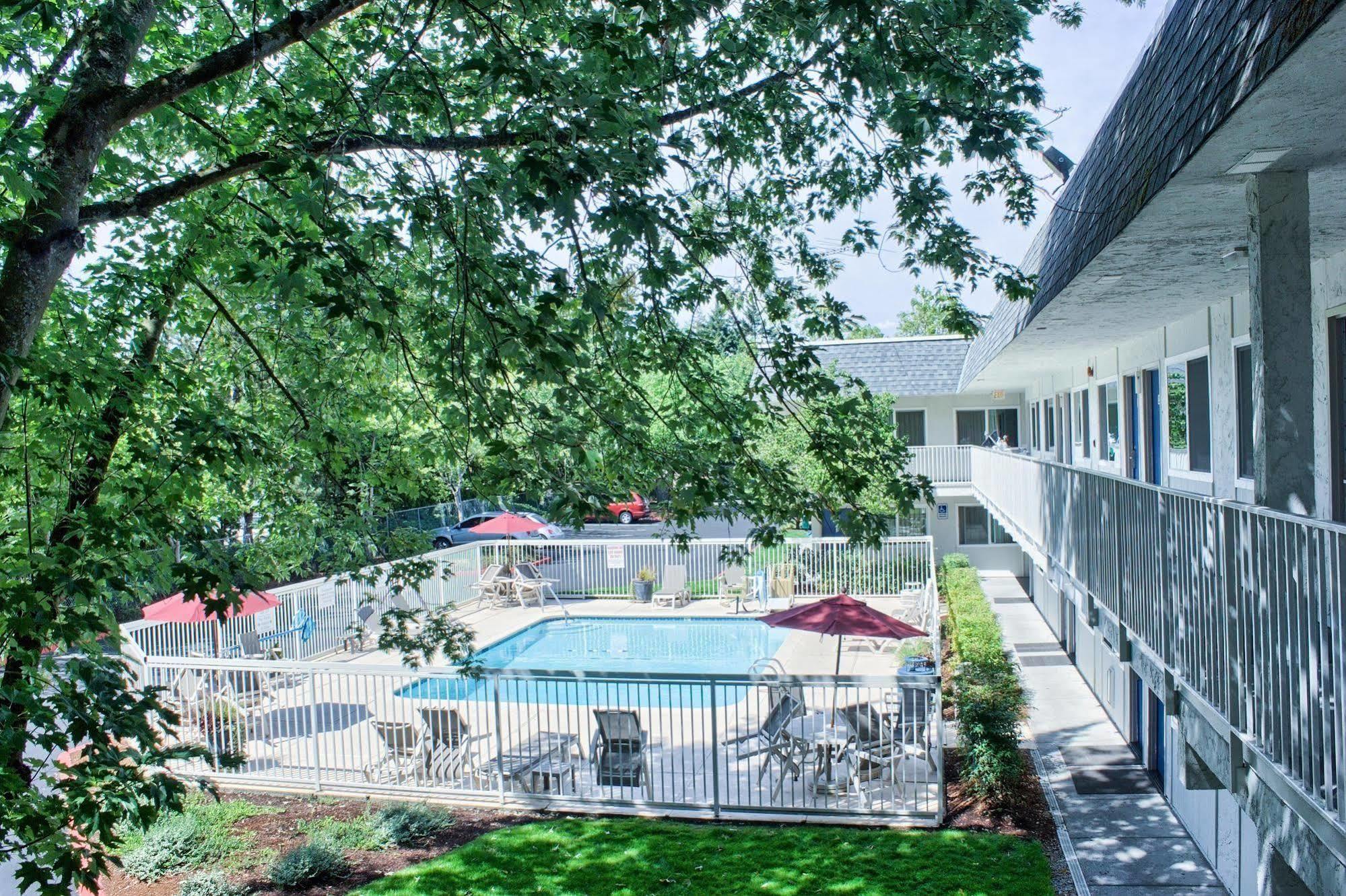 Motel 6-Issaquah, Wa - Seattle - East Exteriér fotografie